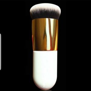 Foundation brush